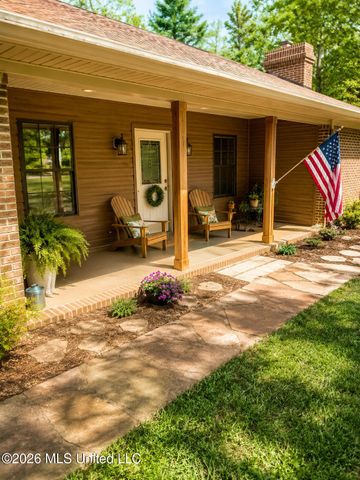 4503 Pine Lake Drive, Terry, MS 39170