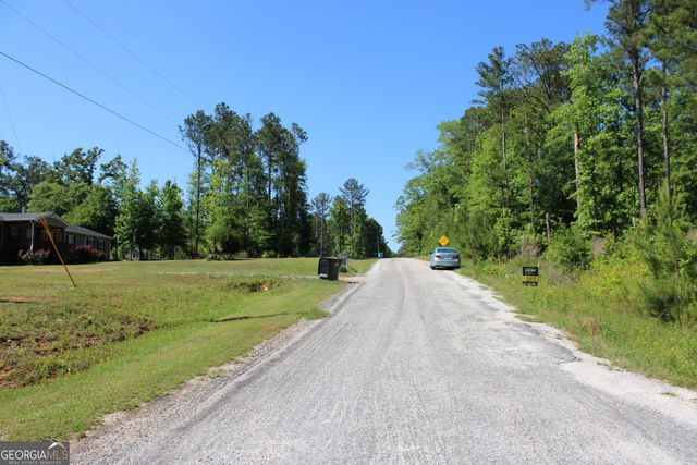 343 S Singley Drive, Locust Grove, GA 30248