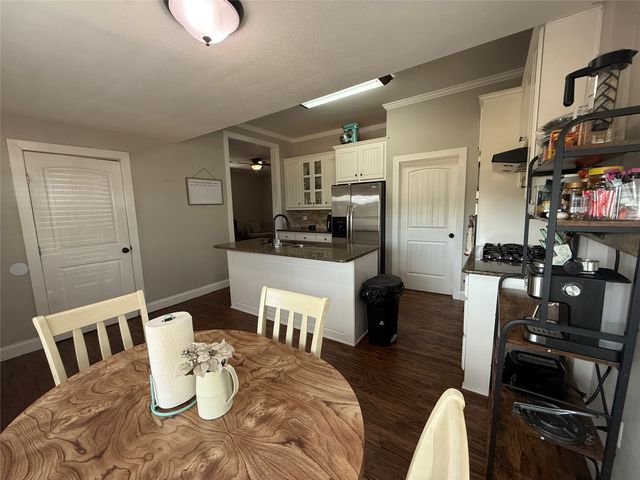 1009 W 7th Street, Justin, TX 76247