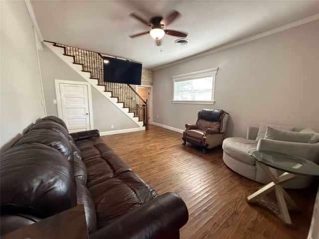 1009 W 7th Street, Justin, TX 76247