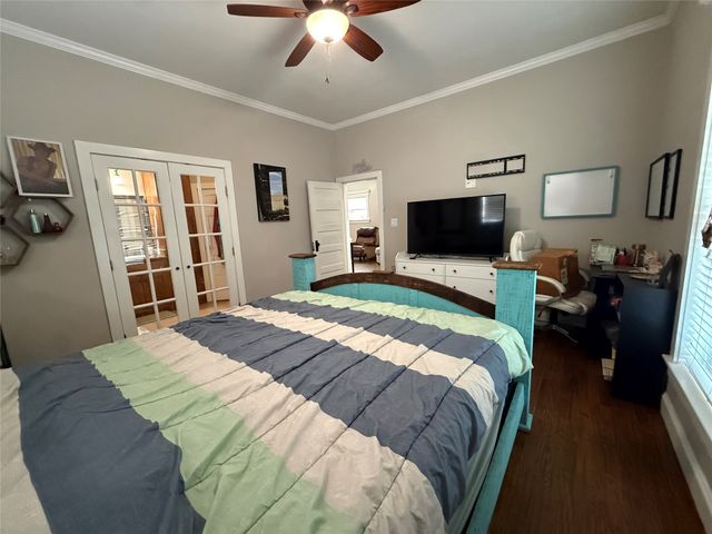 1009 W 7th Street, Justin, TX 76247