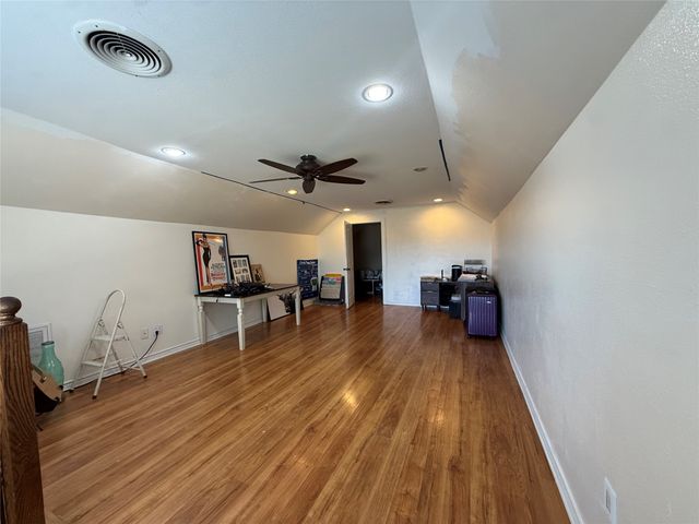1009 W 7th Street, Justin, TX 76247