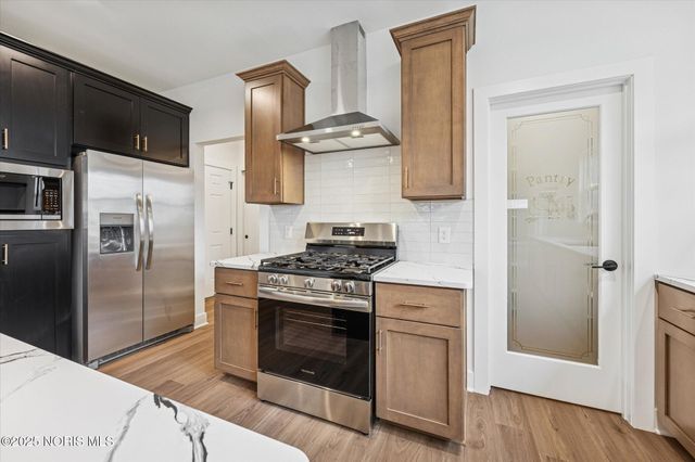 114 Kinloch Drive, Perrysburg, OH 43551