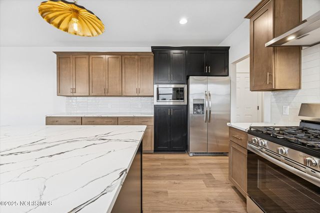 114 Kinloch Drive, Perrysburg, OH 43551