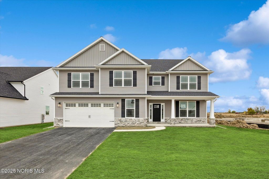 114 Kinloch Drive, Perrysburg, OH 43551