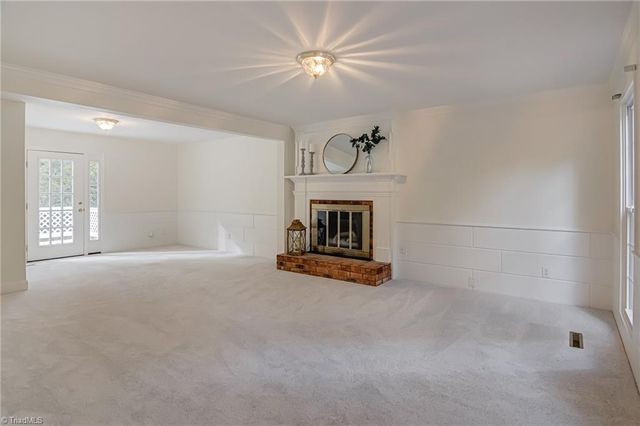 5090 Cobblestone Road, Winston-salem, NC 27106