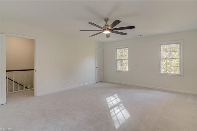 5090 Cobblestone Road, Winston-salem, NC 27106