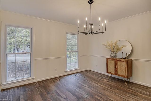 5090 Cobblestone Road, Winston-salem, NC 27106