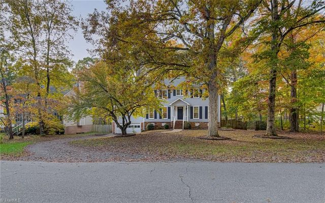 5090 Cobblestone Road, Winston-salem, NC 27106
