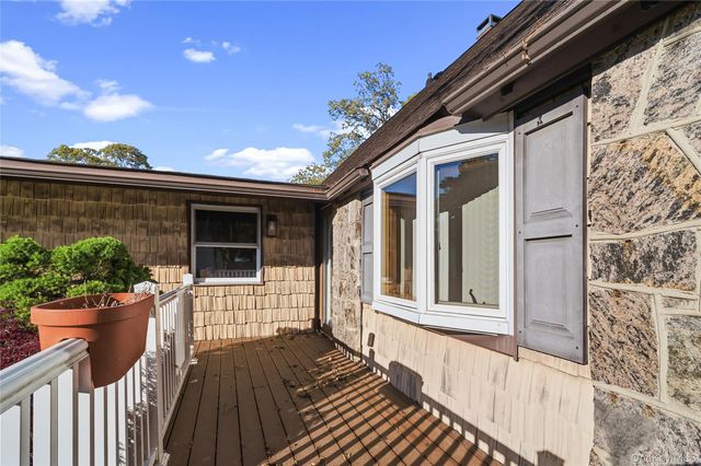 5 Imperial Drive, Selden, NY 11784