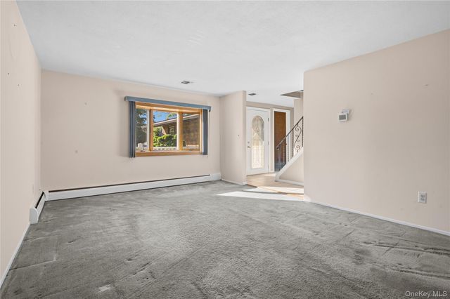 5 Imperial Drive, Selden, NY 11784