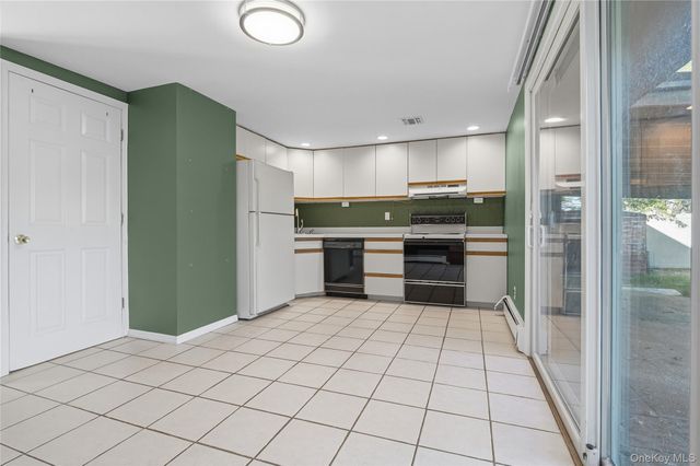 5 Imperial Drive, Selden, NY 11784