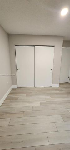 800 SW 10th Ave 840, Hallandale Beach, FL 33009