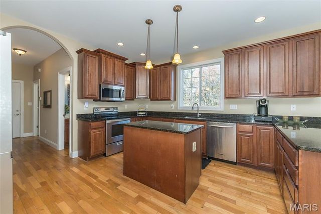 431 Ridge Meadow Lane, Washington, MO 63090