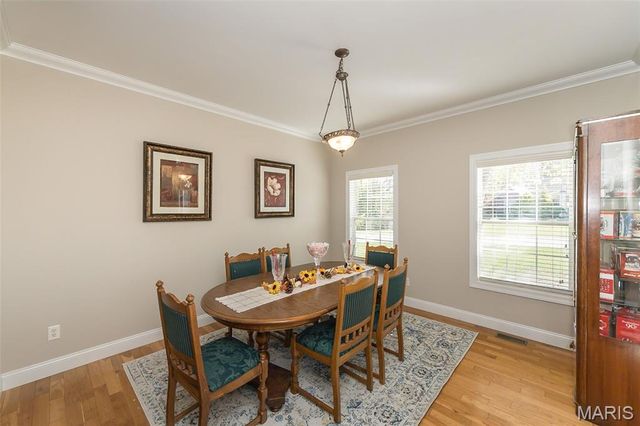 431 Ridge Meadow Lane, Washington, MO 63090