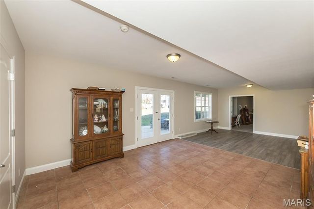 431 Ridge Meadow Lane, Washington, MO 63090