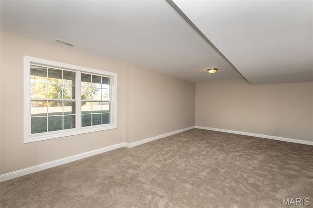431 Ridge Meadow Lane, Washington, MO 63090