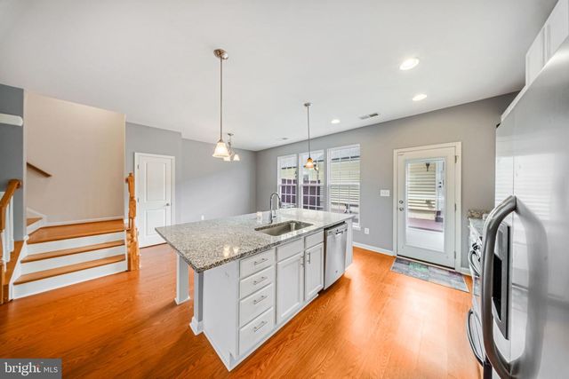 9326 ALVYN LAKE CIR, Bristow, VA 20136