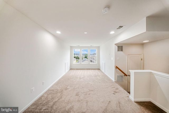 9326 ALVYN LAKE CIR, Bristow, VA 20136