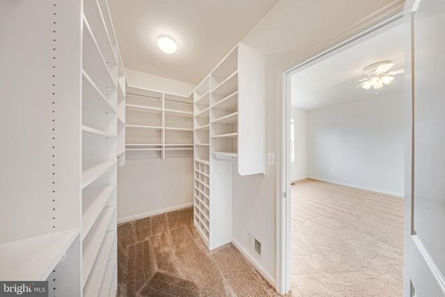 9326 ALVYN LAKE CIR, Bristow, VA 20136