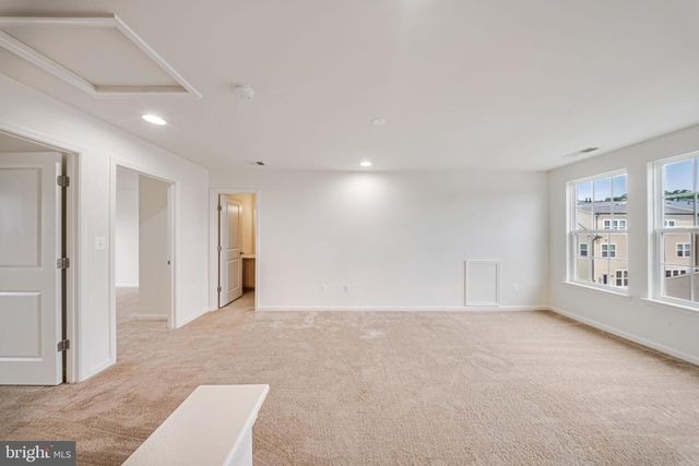 9326 ALVYN LAKE CIR, Bristow, VA 20136
