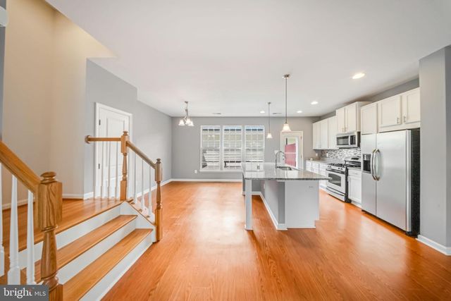 9326 ALVYN LAKE CIR, Bristow, VA 20136