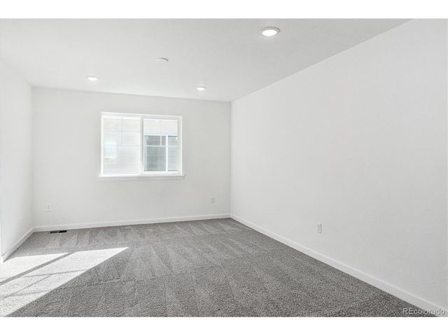 9116 Hayden Peak St, Englewood, CO 80112