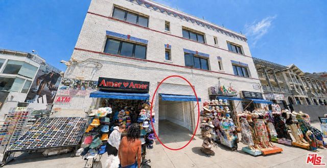 8 Brooks Avenue, Los Angeles, CA 90291