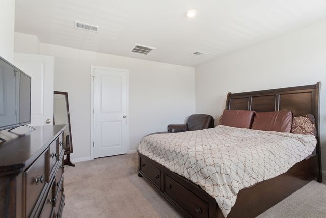 5742 Stardive Way, Christiana, TN 37037