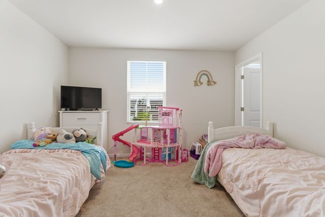 5742 Stardive Way, Christiana, TN 37037