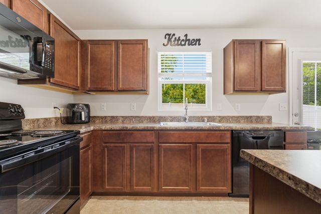 5742 Stardive Way, Christiana, TN 37037