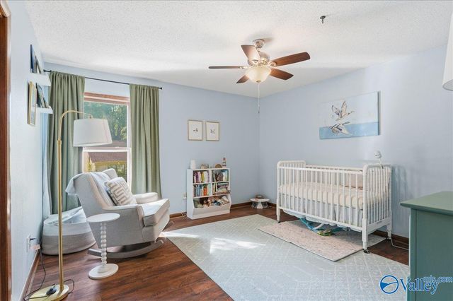 1902 Helmsdale Circle, Huntsville, AL 35803