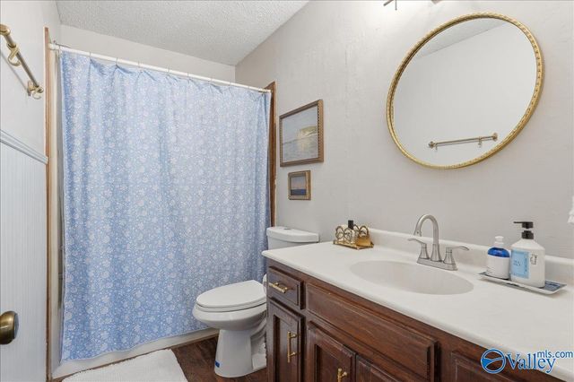 1902 Helmsdale Circle, Huntsville, AL 35803