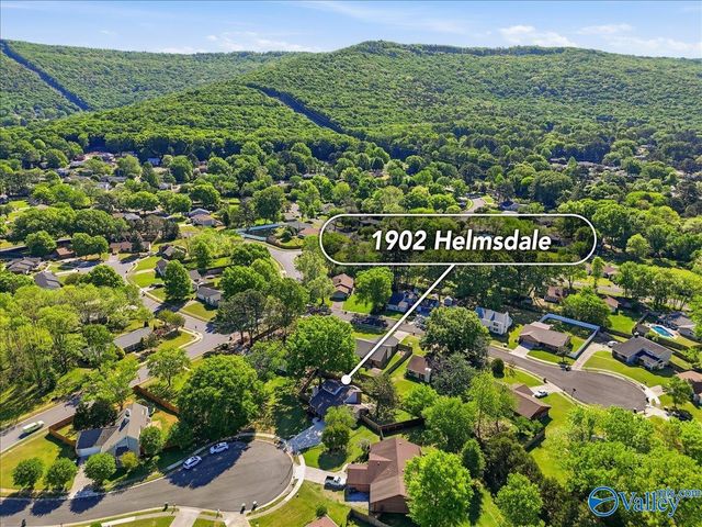1902 Helmsdale Circle, Huntsville, AL 35803