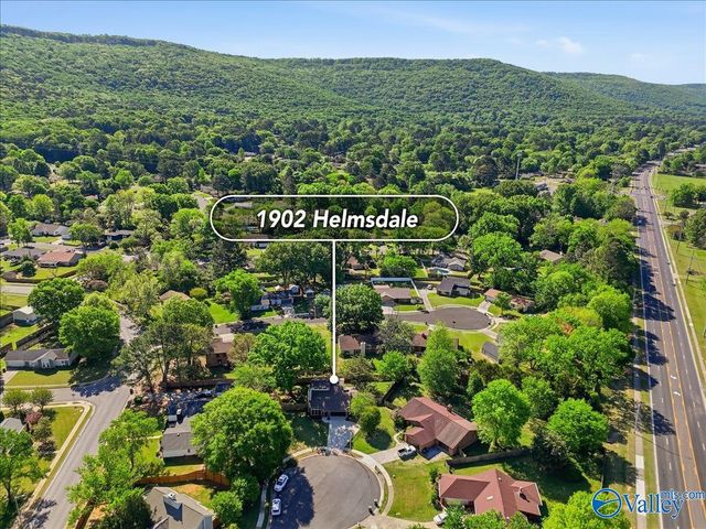 1902 Helmsdale Circle, Huntsville, AL 35803
