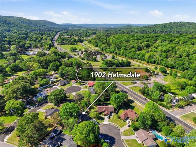 1902 Helmsdale Circle, Huntsville, AL 35803