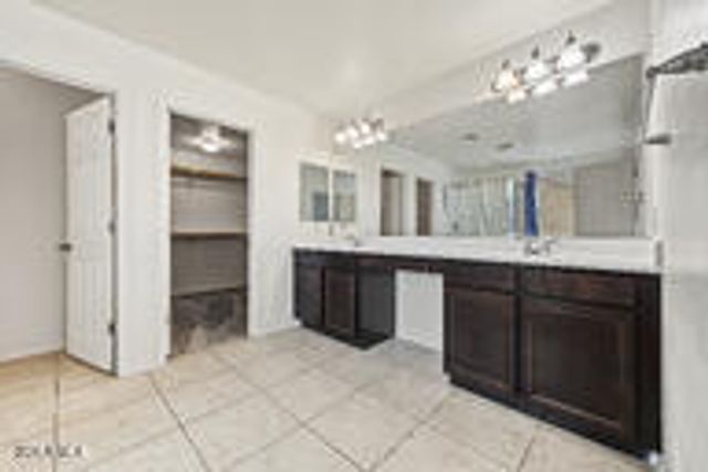 15854 W MAUNA LOA Lane, Surprise, AZ 85379