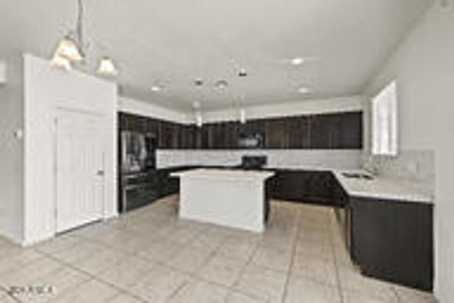 15854 W MAUNA LOA Lane, Surprise, AZ 85379