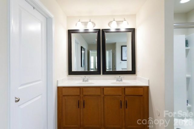 704 Rawlings Place, Rock Hill, SC 29730