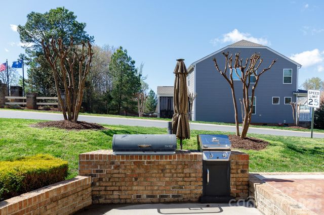 704 Rawlings Place, Rock Hill, SC 29730