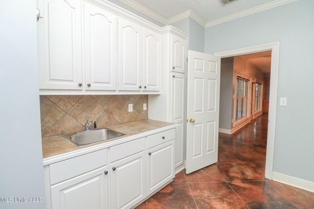 3 Holly Court, Pearl, MS 39208