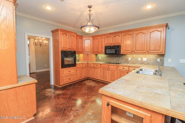 3 Holly Court, Pearl, MS 39208