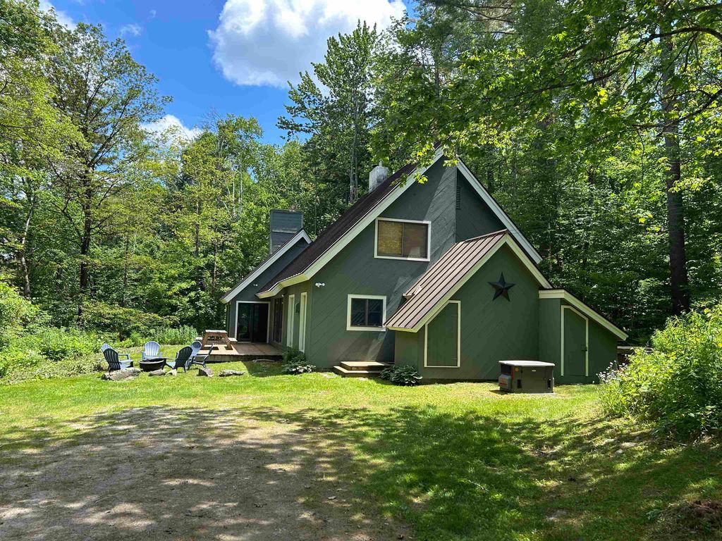 21 Burnt Hill Road, Winhall, VT 05340