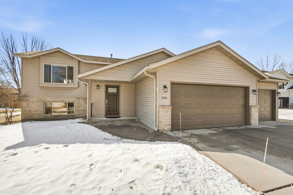 1816 Tyler Path, Saint Cloud, MN 56301