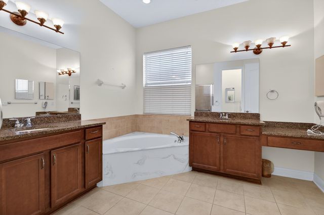 1446 Castle Pines Cir, St Augustine, FL 32092