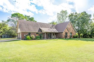 800 Stella Mae Drive, Fort Worth, TX 76028
