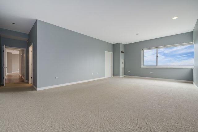 737 W Washington Boulevard 3608, Chicago, IL 60661