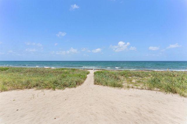 1041 Hillsboro Mile 5, Hillsboro Beach, FL 33062