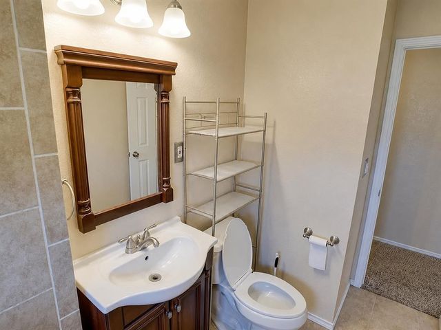 927 SW 1st Street, Oklahoma City, OK 73160