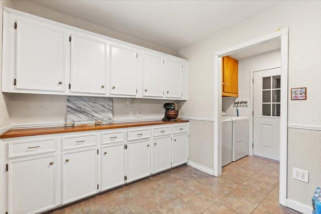 1209 E Brown Lane, Deer Park, TX 77536